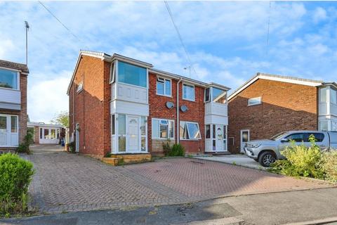 3 bedroom semi-detached house for sale, Pine View, Rugeley