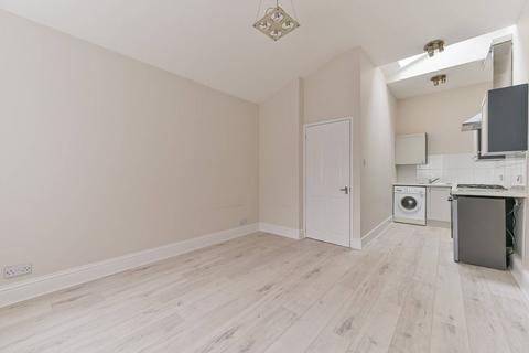 undefined, St Peter's Street, South Croydon, CR2