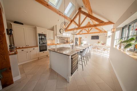 5 bedroom detached house for sale, The Old Cottage, 20 Strood Gate, Wivelsfield Green, Haywards Heath, RH17 7RY
