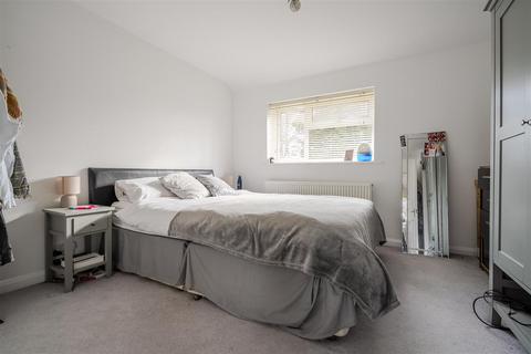 2 bedroom semi-detached house for sale, Fernbank Road, Ascot