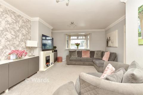 3 bedroom semi-detached house for sale, Dunkirk Close, Gravesend DA12