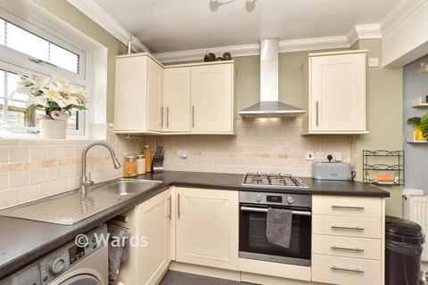 3 bedroom semi-detached house for sale, Dunkirk Close, Gravesend DA12