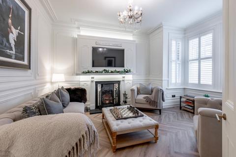 5 bedroom semi-detached house for sale, Upper Cliff Road, Gorleston