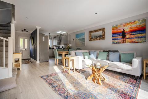 2 bedroom detached house for sale, North Road, Ascot