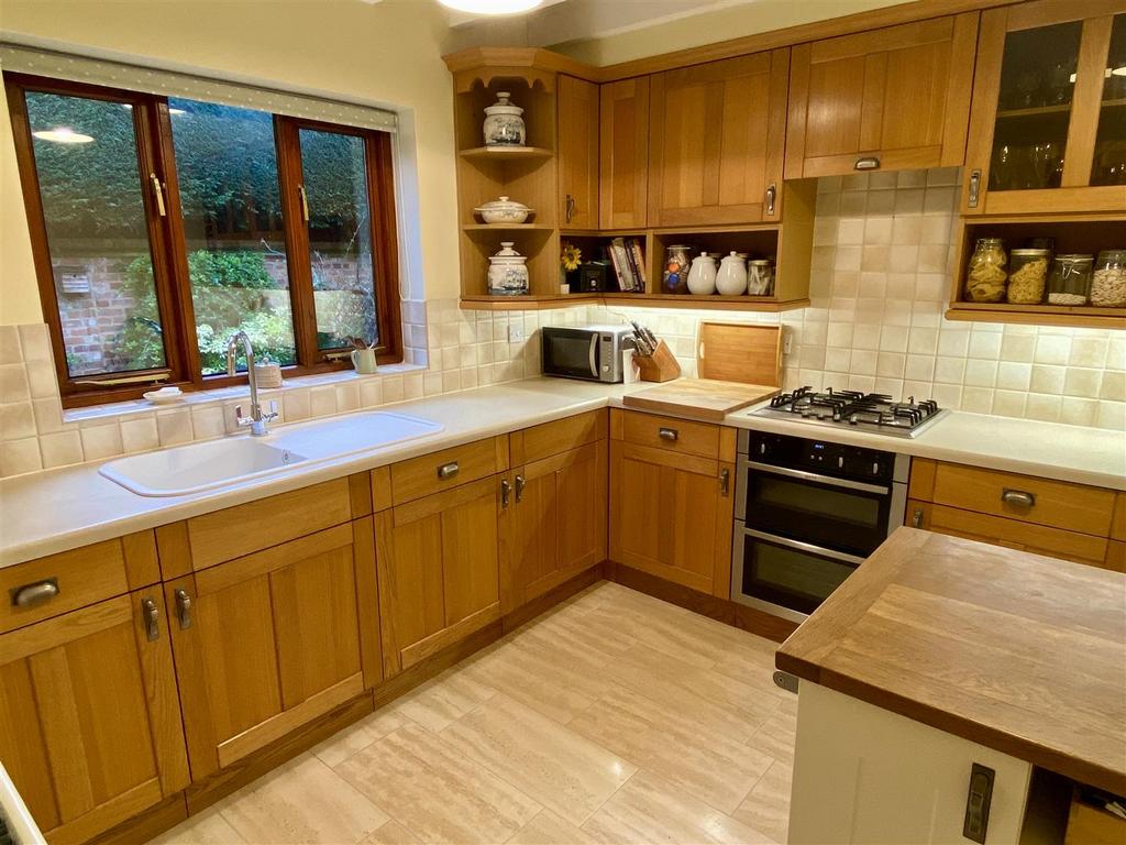 Kitchen.jpeg