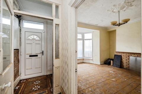 3 bedroom terraced house for sale, Frondeg Terrace, LLANELLI
