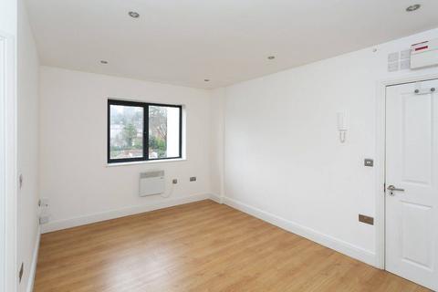 undefined, Swan Court, HP1, Hemel Hempstead, HP1