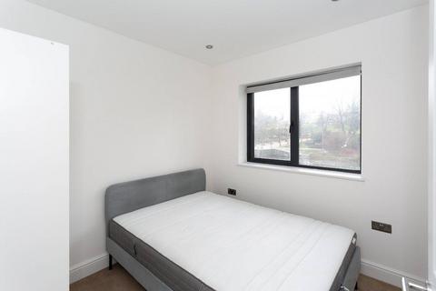 undefined, Swan Court, HP1, Hemel Hempstead, HP1