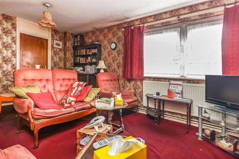 2 bedroom flat for sale, Hill Street, Halesowen