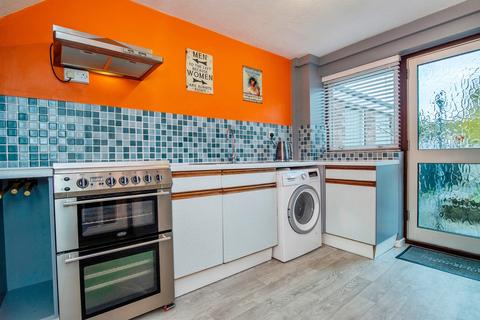 3 bedroom terraced house for sale, Elgar Avenue, Malvern