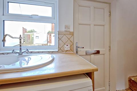 2 bedroom end of terrace house for sale, Spurgeon Street, Colchester