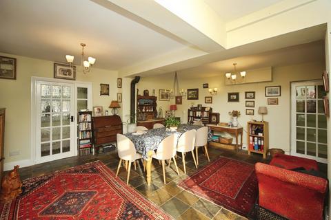 3 bedroom semi-detached house for sale, Warwick Road, Stratford-Upon-Avon