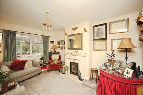 3 bedroom semi-detached house for sale, Warwick Road, Stratford-Upon-Avon