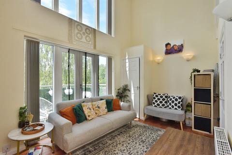 2 bedroom flat for sale, Oldham Rise, Medbourne, Milton Keynes
