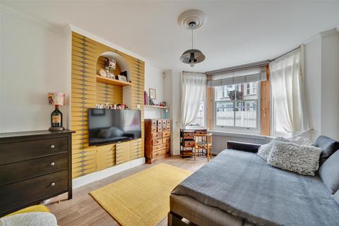2 bedroom property for sale, Churchmead Road, London