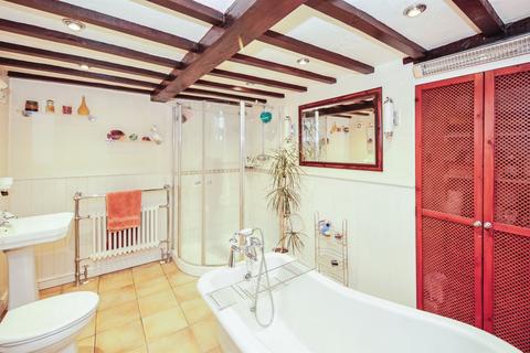 3 bedroom character property for sale, Cromwell Lane, Coventry