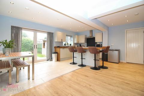 3 bedroom semi-detached bungalow for sale, Hever Avenue, West Kingsdown TN15