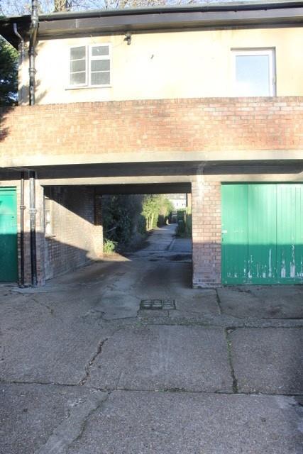 10 Welsby Court Garage3.jpg