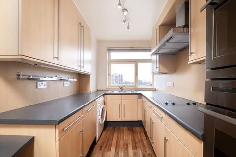 2 bedroom apartment for sale, Walsingham, Queensmead, St Johns Wood Park, London, NW8