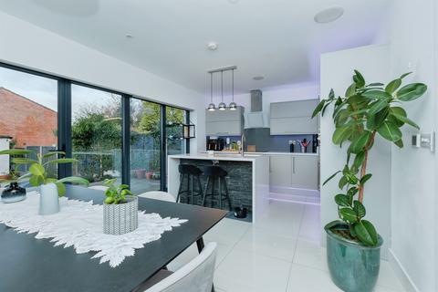 3 bedroom semi-detached house for sale, Grange Drive, Glen Parva, Leicester