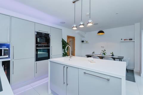 3 bedroom semi-detached house for sale, Grange Drive, Glen Parva, Leicester