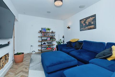 3 bedroom semi-detached house for sale, Grange Drive, Glen Parva, Leicester