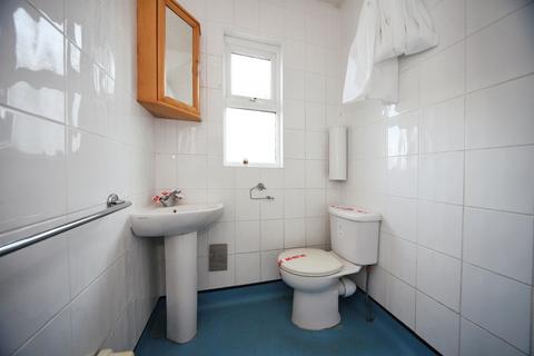 undefined, Harcourt Street, Luton