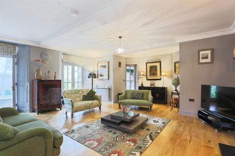 2 bedroom ground floor flat for sale, Albert Road North, Malvern