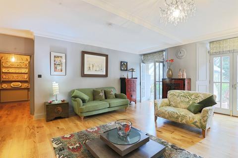 2 bedroom ground floor flat for sale, Albert Road North, Malvern