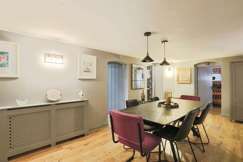 2 bedroom ground floor flat for sale, Albert Road North, Malvern