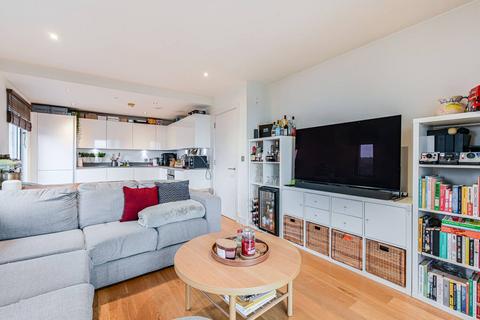 2 bedroom flat for sale, Howerd Court, Woolwich, London, SE18
