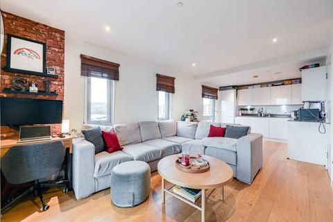 2 bedroom flat for sale, Howerd Court, Woolwich, London, SE18