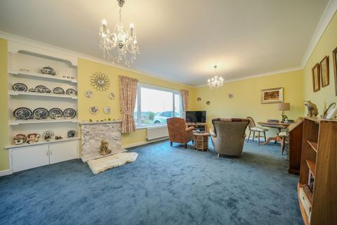 2 bedroom detached bungalow for sale, Clifton Park, Cromer, NR27