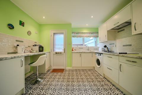 2 bedroom detached bungalow for sale, Clifton Park, Cromer, NR27