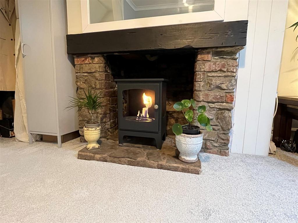 Lounge Fireplace.jpg