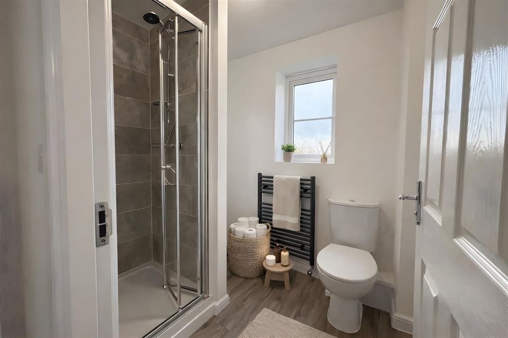 En Suite Bathroom.jpg