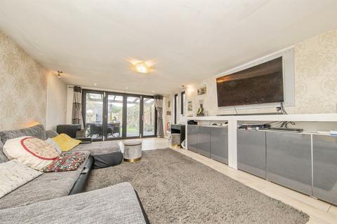 4 bedroom cottage for sale, George Street, Hadleigh, Ipswich