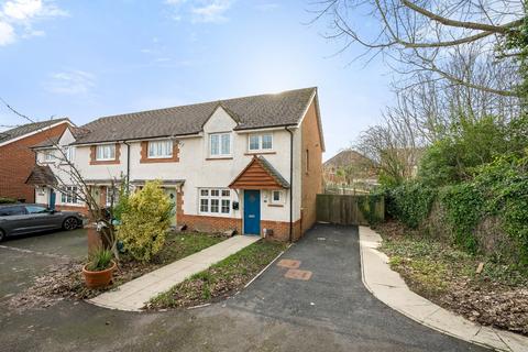 3 bedroom end of terrace house to rent, Cadishead, Greater Manchester M44
