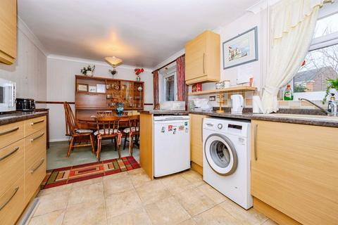 undefined, Carsdale Close, Luton