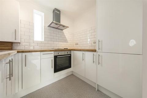 1 bedroom flat for sale, Whitehorse Lane, SE25