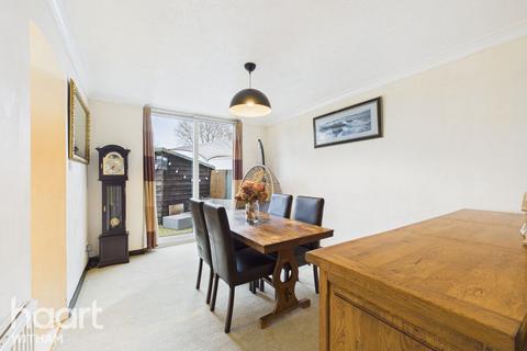 4 bedroom semi-detached house for sale, New Road, Hatfield Peverel