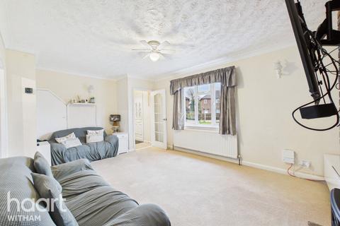 4 bedroom semi-detached house for sale, New Road, Hatfield Peverel