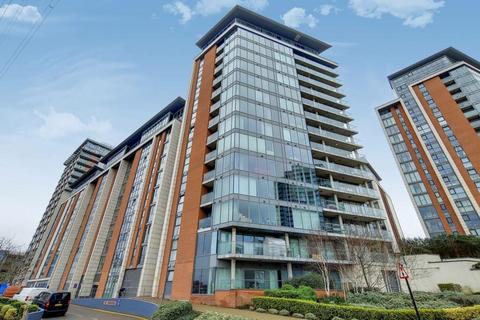 2 bedroom flat to rent, London, E16