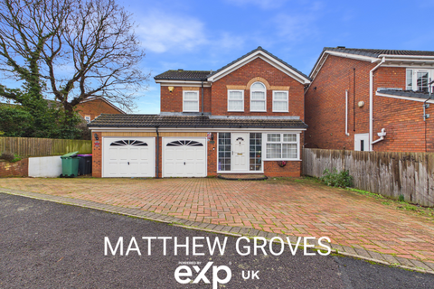 4 bedroom detached house for sale, Kingfisher Way, Telford TF1