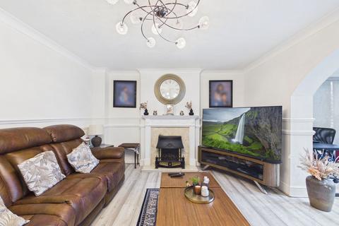 4 bedroom detached house for sale, Kingfisher Way, Telford TF1