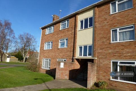 2 bedroom flat to rent, Skelton Road, Diss,    Norfolk, IP22