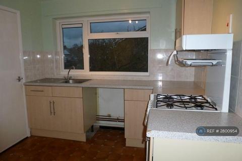 2 bedroom flat to rent, Skelton Road, Diss,    Norfolk, IP22