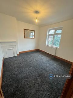 2 bedroom terraced house to rent, Lester Avenue, London, E15