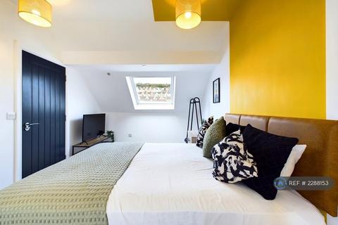 undefined, Walter Road, Swansea, SA1