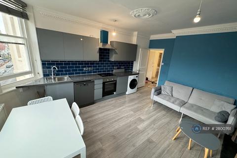 3 bedroom flat to rent, Holland Road, Hove, BN3